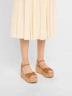 Stuart Weitzman Dayna Wedge Cork Tan Suede Sandal Size 6.5